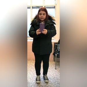 Authentic Canada Goose Women’s Jacket. Forest Green. Medium length.